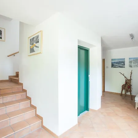 Гостевой дом Appartementhaus Elmo Viehhauser Kg 4*